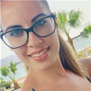 Maestra en Educación Infantil.Llevo mas de 8 años trabajando.Aprende a leer, escribir, repasar mates a traves de juegos ludicos